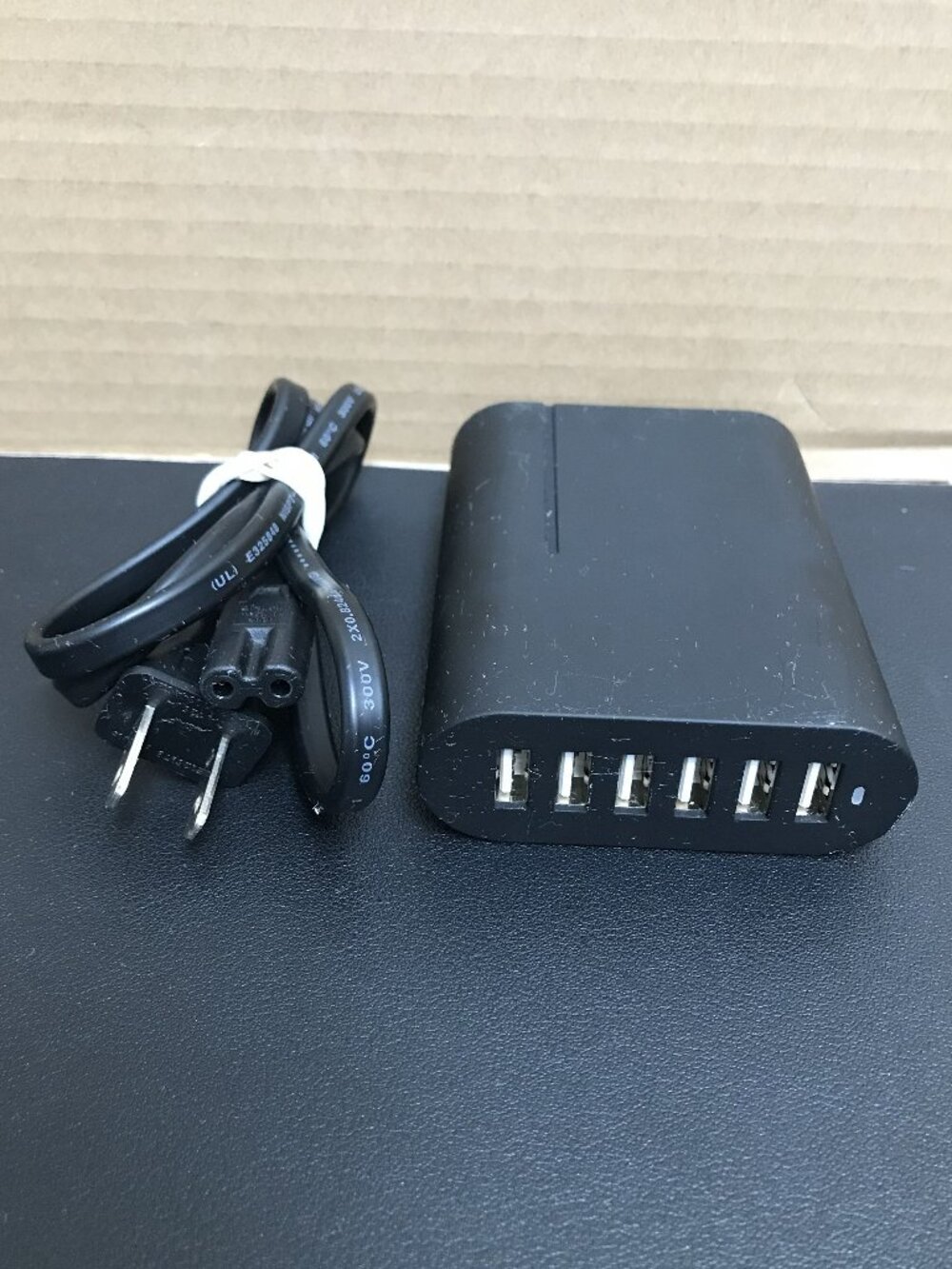 Onn 6 Port USB Hub w/ AC Adapter